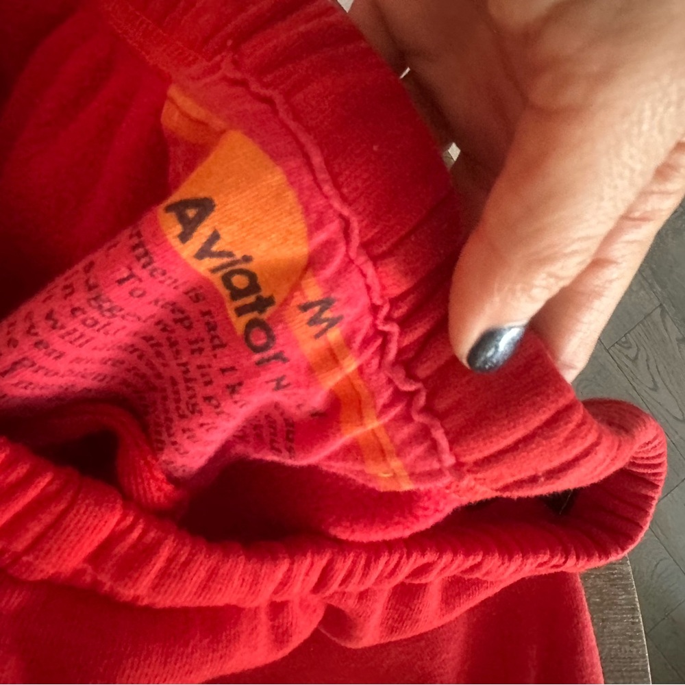 Lightly worn aviator nation sweats.  Too big